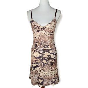 NWT Wendy Glez Chemise Dress Size Medium Snakeskin Print Brown Tan Sleep Lounge